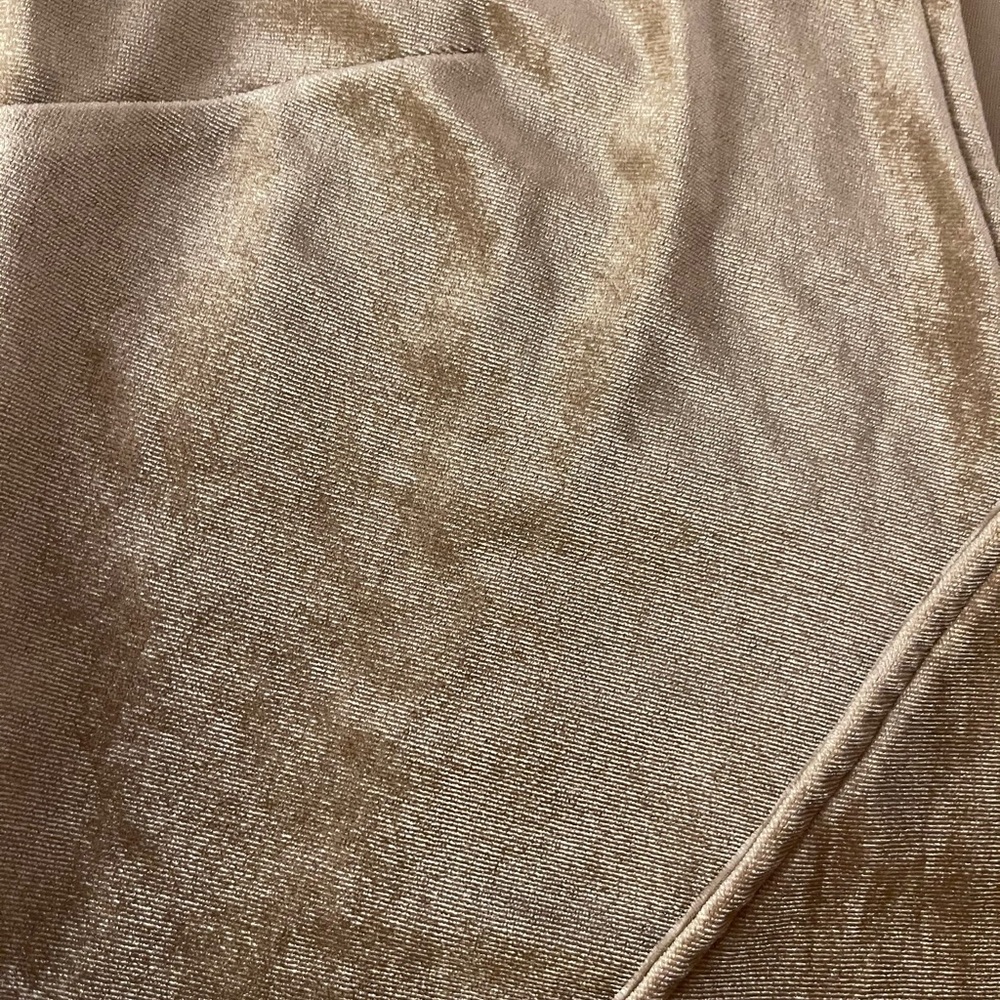 Velvet rap top - Picture 3 of 3